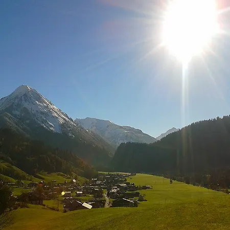Appartments Haus Monika * Schoppernau
